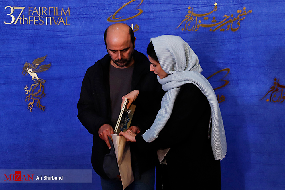 عوامل « مردی بدون سایه» روی فرش قرمز حاضر شدند+عکس عوامل « مردی بدون سایه» روی فرش قرمز حاضر شدند+عکس