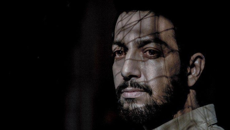 دیدن این فیلم جرم نیست,نسخه ی ضعیف تر آژانس شیشه ای دیدن این فیلم جرم نیست,نسخه ی ضعیف تر آژانس شیشه ای