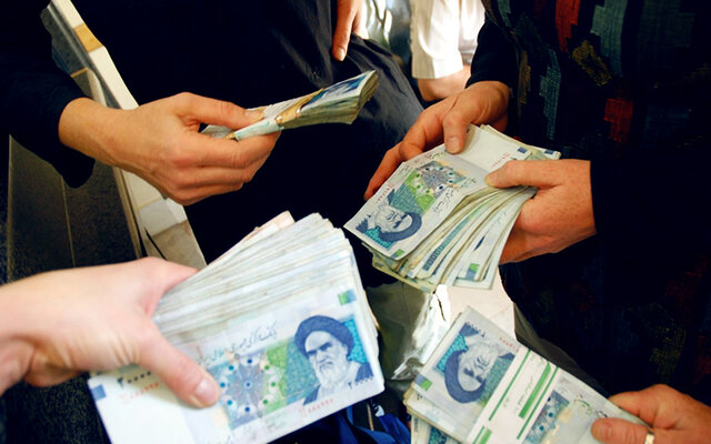شنبه/ کارگران ساعتی و پاره وقت امسال چقدر عیدی می‎گیرند؟