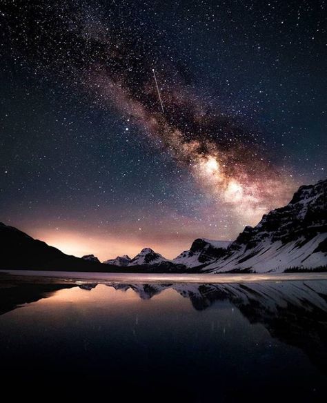 تصویری زیبا از آسمان شب تصویری زیبا از آسمان شب