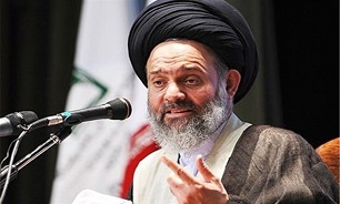 آیت الله حسینی‌بوشهری: انقلاب مربوط به همه است همه باید به صحنه بیایم