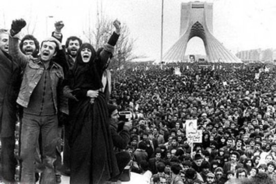 ایرانیان نقش لندن و واشنگتن در کودتا را از فراموش نکردند/شاه تاج و تخت خود را مدیون آمریکا و انگلیس بود/ عاشورا تیرخلاصی بود بر پیکره حکومت شاهنشاهی