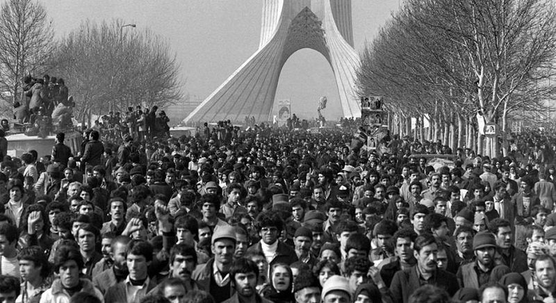 ایرانیان نقش لندن و واشنگتن در کودتا را از فراموش نکردند/شاه تاج و تخت خود را مدیون آمریکا و انگلیس بود/ عاشورا تیرخلاصی بود بر پیکره حکومت شاهنشاهی