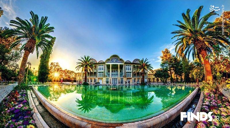 نمایی دلنواز از باغ ارم شیراز نمایی دلنواز از باغ ارم شیراز