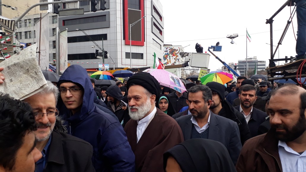 حضور دشمن‌شکن مردم در جشن «چهل» سالگی انقلاب اسلامی + حاشیه‌ها و تصاویر