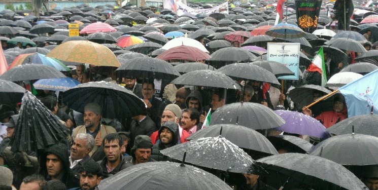 جشن چهل سالگی انقلاب در یاسوج زیر برف