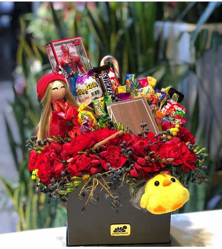 کاسبیهای ۵ ملیون تومانی به بهانه ولنتاین کاسبیهای ۵ ملیون تومانی به بهانه ولنتاین