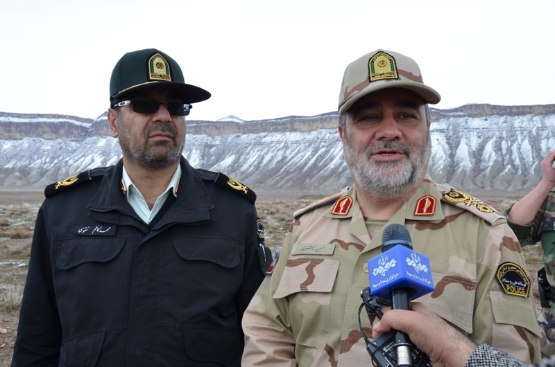 حرفه گرایی یک از اهداف اصلی نیروی انتظامی/ دشمن بداند با عملیات روانی کار به جایی نخواهد برد/ دهه پنجم انقلاب، دوران پیشرفت و رشد کشور خواهد بود