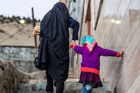 آمار سه میلیونی زنان سرپرست خانوار در کشور/ همکاری ۷۰۰ سمن با مدیریت بحران/ در مبارزه با فساد کوتاه نمی‌آییم/ تهران بارانی می‌شود/ منع به کارگیری بازنشستگان تسویه حساب شخصی نبود