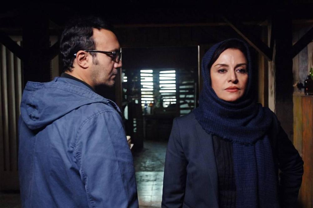 خدمت بزرگیست اگر به مردم بگویی فکر کن/ بعضی از فیلم ها آدم را قد خمیده می کنند خدمت بزرگیست اگر به مردم بگویی فکر کن/ بعضی از فیلم ها آدم را قد خمیده می کنند