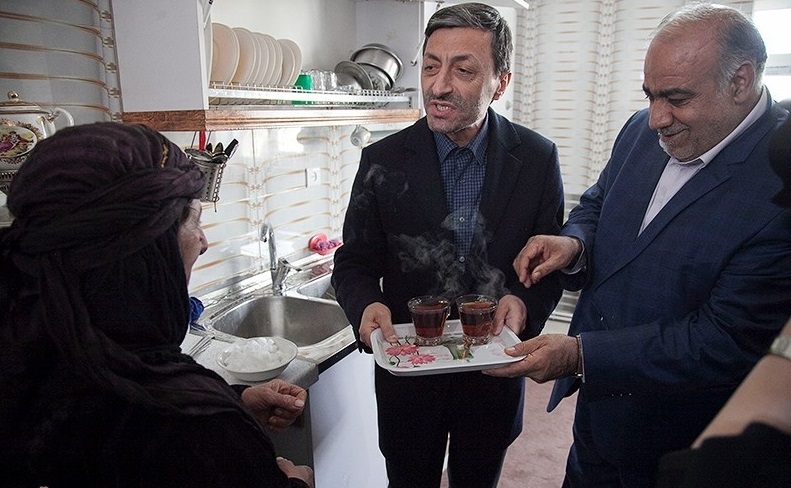 زیبایی‌های بلوچستان‎/ بازار در تب و تاب ماهی قرمز/ سبزی بهار در ساحل پارسیان/ بازدید فعالان ضد جنگ آمریکایی از باغ موزه قصر