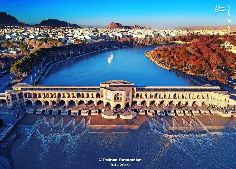 تصویری زیبا از پل خواجو تصویری زیبا از پل خواجو