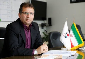 استقرار میز خدمت بنیاد در مصلا‌های نماز جمعه سراسر کشور