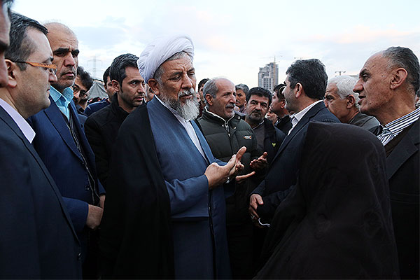 بازدید مسئولان قضایی استان قزوین از نمایشگاه بهاره/ نظارت بر روند قیمت گذاری، عرضه و توزیع کالاها