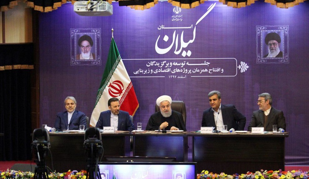 سنت کهن خانه تکانی در اراک/ کارگاه نقاشی گنجشک بهاری/ هشتمین شب کارگردانان سینمای ایران
