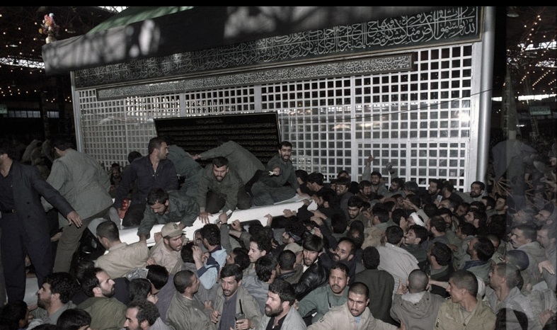 ۲۶ اسفند ۱۳۷۳ سالگرد درگذشت حجت الاسلام و المسلمین حاج سید احمد خمینی ۲۶ اسفند ۱۳۷۳ سالگرد درگذشت حجت الاسلام و المسلمین حاج سید احمد خمینی