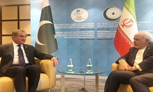 ظریف با وزیر خارجه پاکستان دیدار و گفت‌وگو کرد