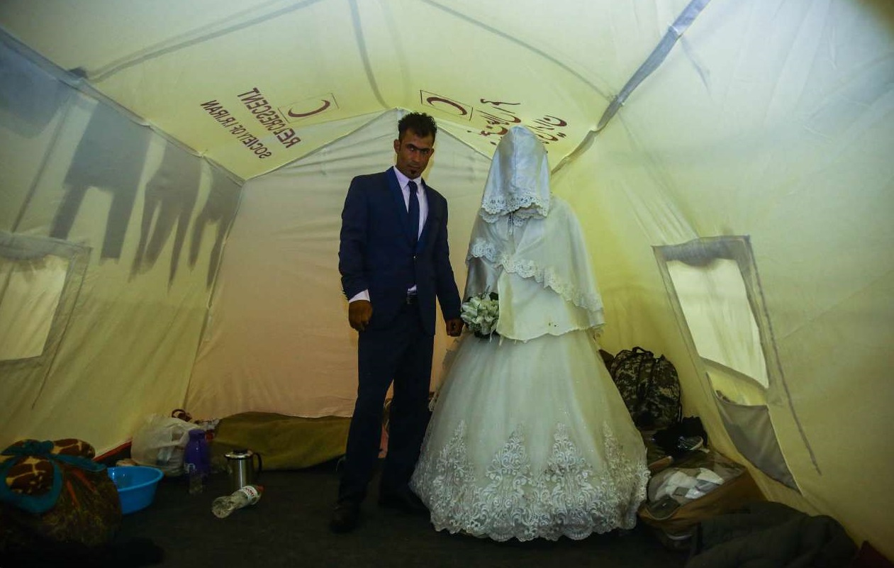 عروسی سیل زدگان آق قلا+ تصاویر عروسی سیل زدگان آق قلا+ تصاویر