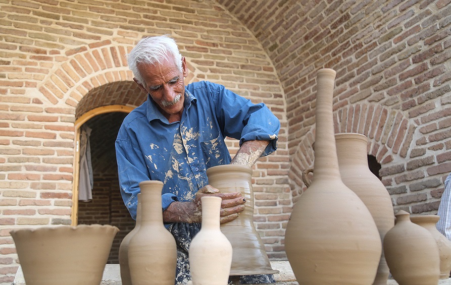 کاروانسرای «شاه عباسی فرسفج»