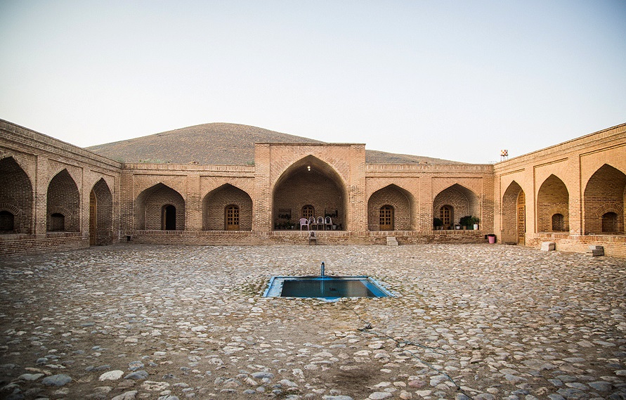کاروانسرای «شاه عباسی فرسفج»