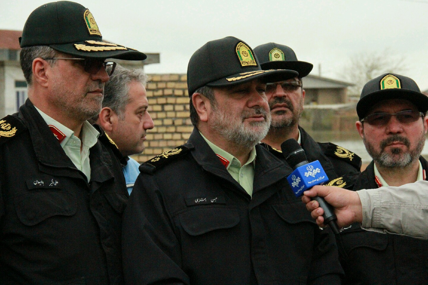 راه اندازی ۶ مرکز درمانی از سوی ناجا در گمیشان برای ارائه خدمات درمانی به هموطنان سیل زده راه اندازی ۶ مرکز درمانی از سوی ناجا در گمیشان برای ارائه خدمات درمانی به هموطنان سیل زده
