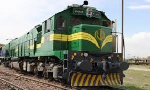 تشکیل قطار امداد برای انتقال آذوقه و امکانات به مناطق سیل زده