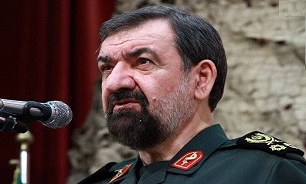 فرمانده سپاه در دوران دفاع مقدس: ناوهایی آمریکا از کنار قایق‌های سپاه عبور نکنند