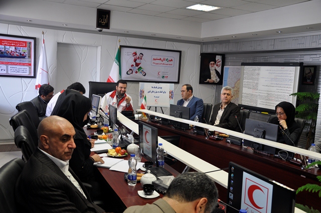 ۱۶ بانک به پویش هلال احمر برای کمک به سیل زدگان پیوستند ۱۶ بانک به پویش هلال احمر برای کمک به سیل زدگان پیوستند