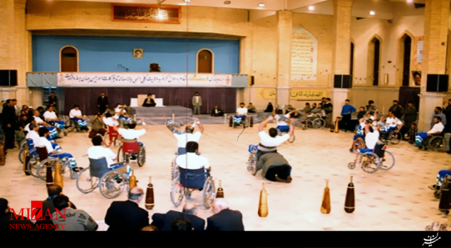 ورزش باستانی ورزشکاران جانباز و معلول در حضور رهبر انقلاب