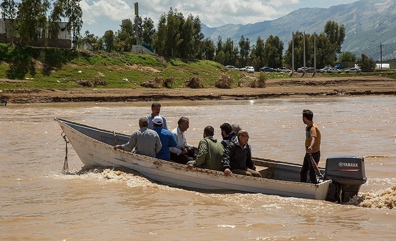 تجمع گروههای جهادی در حمایت از سپاه – پلدختر/ خسارات روستای سیل زده چم مهر –پلدختر/ کودکـان «پلدختر» / ورود سیلاب به غرب «اهواز» تجمع گروههای جهادی در حمایت از سپاه – پلدختر/ خسارات روستای سیل زده چم مهر –پلدختر/ کودکـان «پلدختر» / ورود سیلاب به غرب «اهواز»