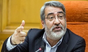وزیر کشور: تحقق کامل جریان عادی زندگی در مناطق سیل زده، رویکرد اصلی قرارگاه بازسازی است