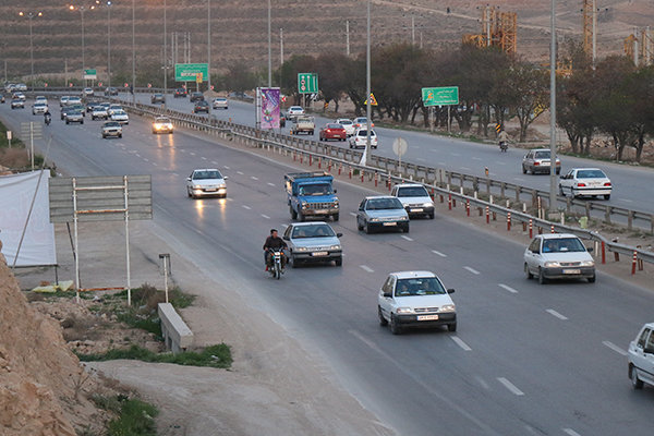 تردد روان در محورهای اصلی کشور/ بارش باران در استانهای آذربایجان شرقی، آدربایجان غربی، کردستان و اردبیل