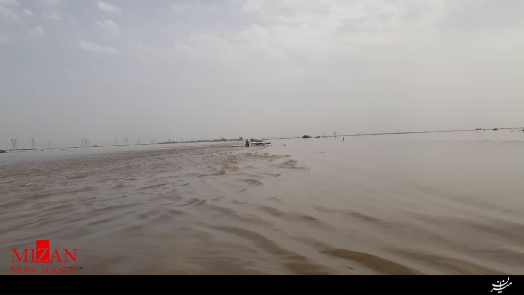 جاده اهواز به شادگان زیر آب رفت +تصاویر