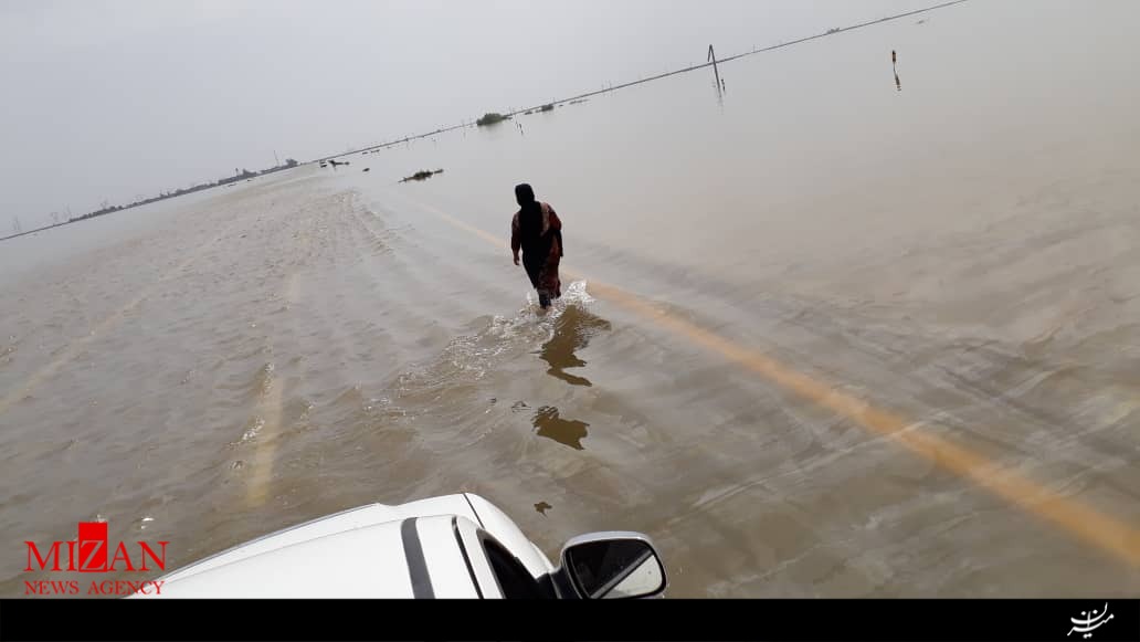 جاده اهواز به شادگان زیر آب رفت +تصاویر