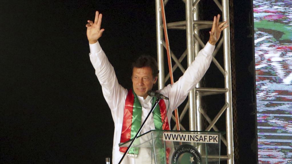 عمران خان کیست؟ //// عمران خان کیست؟ ////