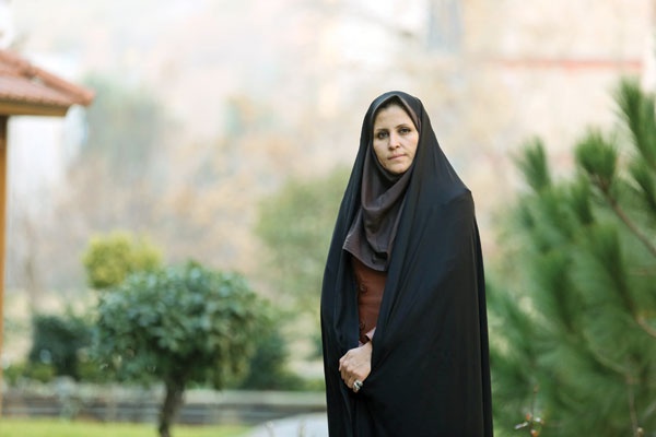 من و ۱۱۰۰ فرزندم /تلاش معلم فداکار بیجاری برای سلامتی دانش آموزان بیمارش