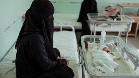 ۱۰۰۰ نوزاد تازه متولد شده در ۲ سال اخیر قربانی جنگ یمن شده اند