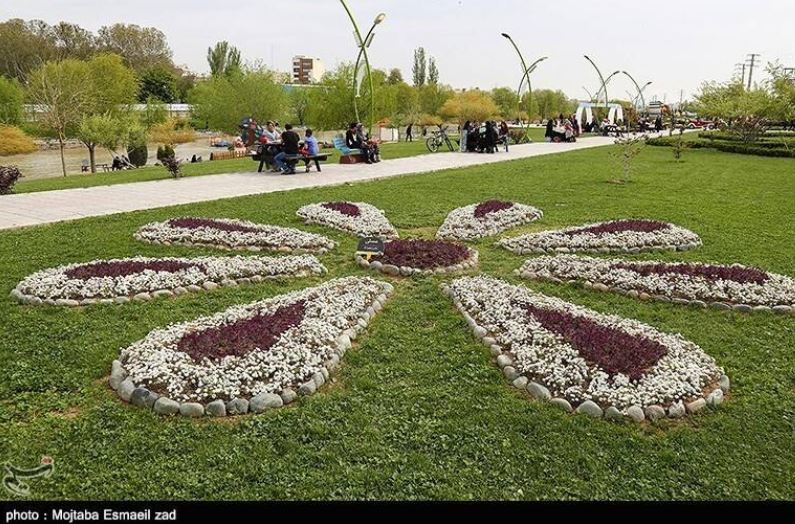 تصاویری از جشنواره گل و گیاه در ارومیه