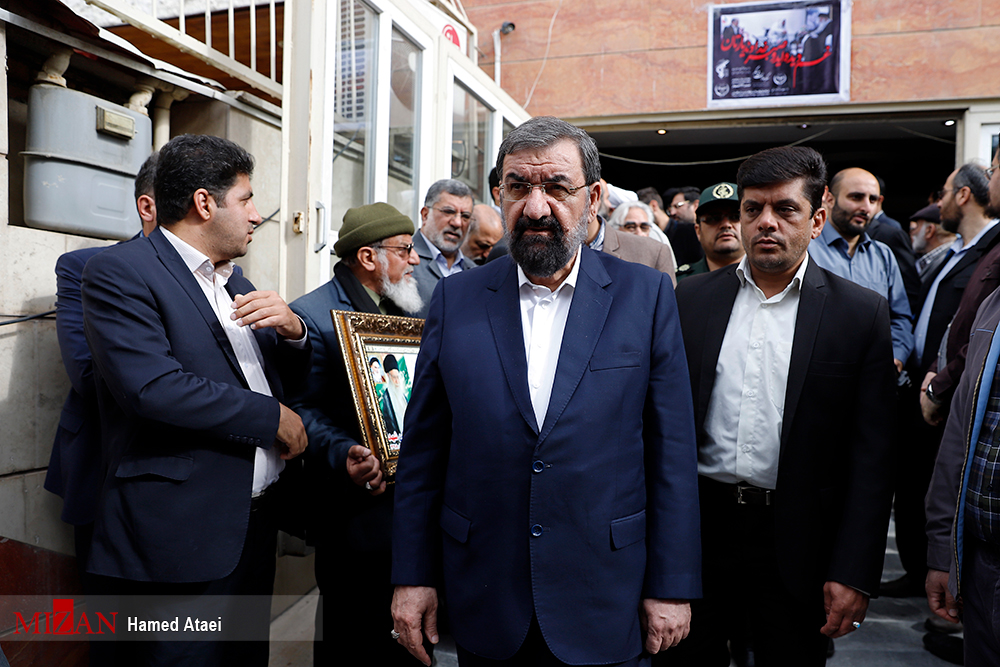 مراسم تشییع پیکر مادر شهیدان طهرانی مقدم برگزار شد مراسم تشییع پیکر مادر شهیدان طهرانی مقدم برگزار شد