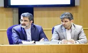 برگزاری سومین جلسه کمیته حمایت از تولید واشتغال قرارگاه بازسازی و نوسازی مناطق سیل زده به ریاست دین پرست