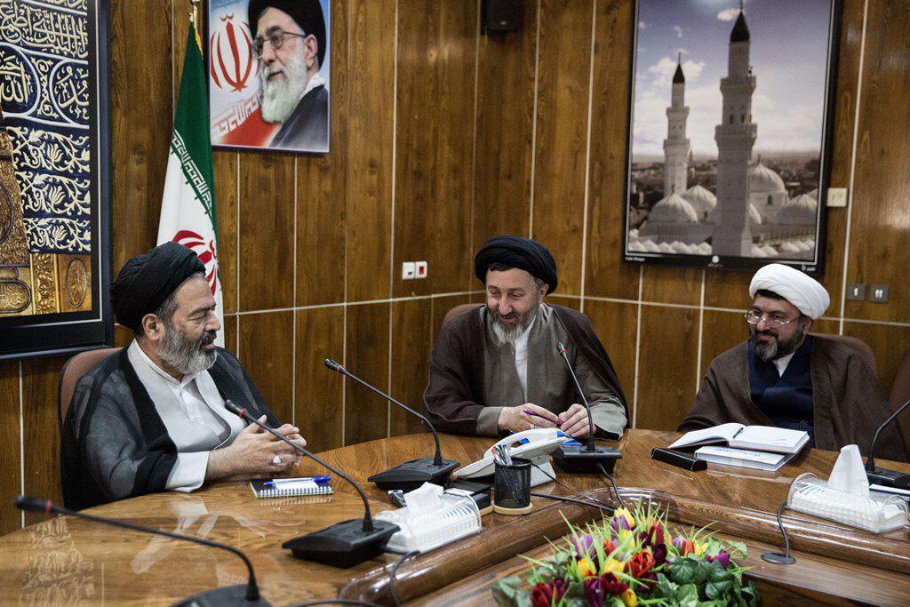لزوم تلاش برای خدمات رسانی بهتر و بیشتر به زائران
