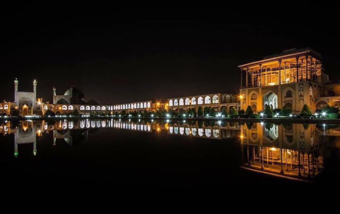 نمایش زیبایی میدان امام اصفهان در شب +عکس