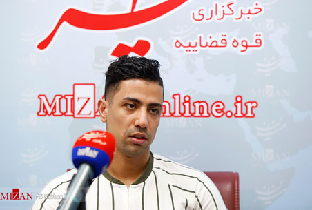 حیدریان با اختلاف بهترین بازیکن تاریخ فوتسال ایران است/ به شدت پرسپولیسی هستم؛ «سیدجلال» ستاره است/ چند نفر آدم کوچک از موفقیت‌های من ناراحت می‌شوند
