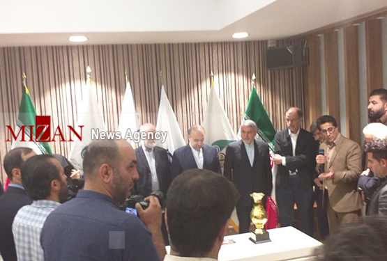 حضور ورزشکاران و مسئولان ورزش کشور در موزه ملی ورزش + عکس حضور ورزشکاران و مسئولان ورزش کشور در موزه ملی ورزش + عکس