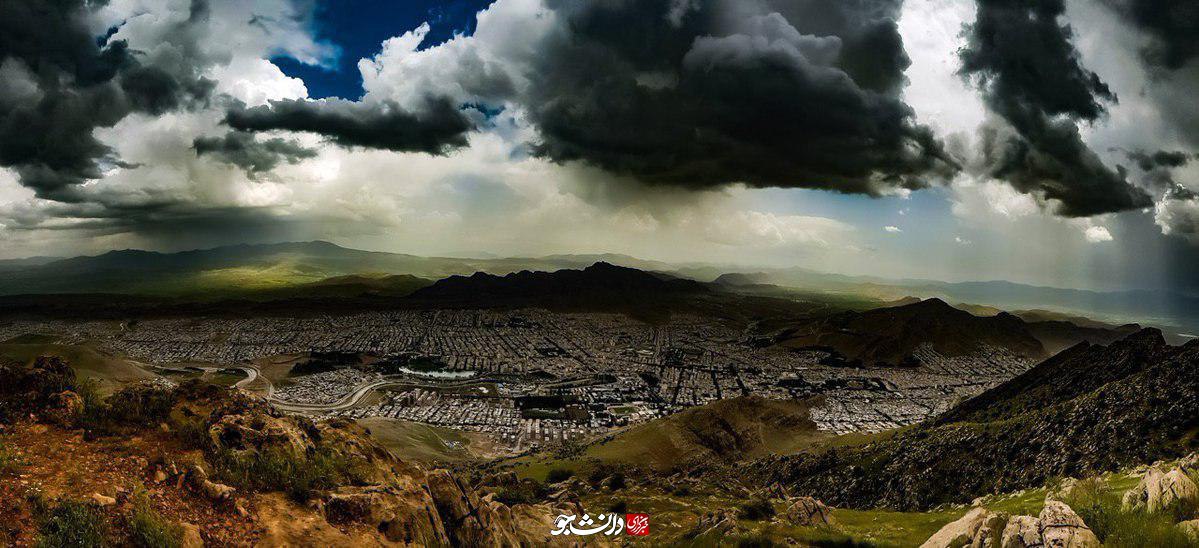نمایی زیبا از ارتفاعات خرم آباد +عکس