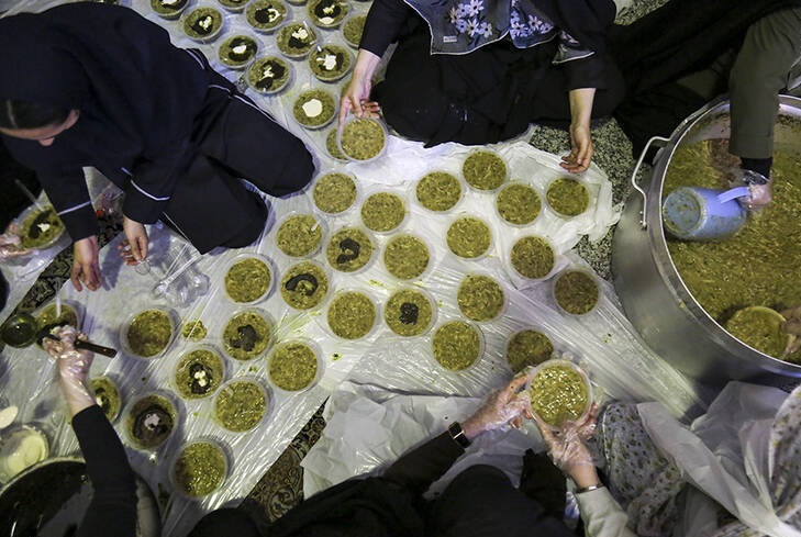 افطار افطار در مسجد جامع شهرک غرب