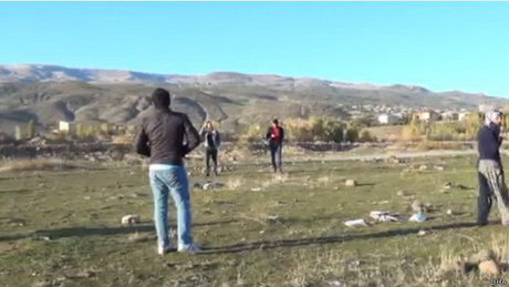 درآمد اهالی یک روستا از فروش شهابسنگ +عکس درآمد اهالی یک روستا از فروش شهابسنگ +عکس