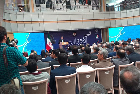 حاشیه‌های افتتاحیه فاز اول موزه ملی ورزش/ از حضور جهانگیری تا کمبود صندلی برای نشستن+ عکس