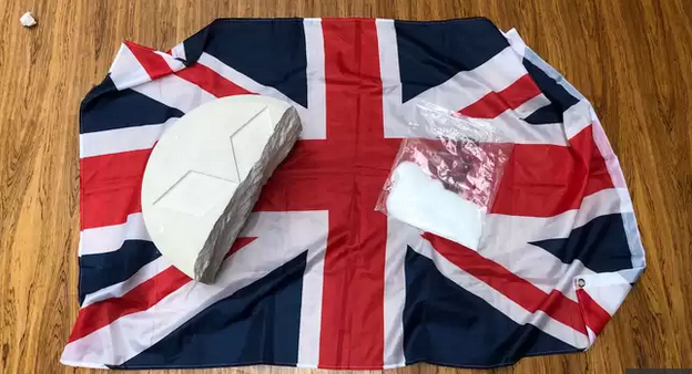 دستگیری ۶۰۰ نفر از اعضای باند مواد مخدر در انگلیس/ ۲ هزار باند فروش مواد مخدر در شهر‌های کوچک انگلیس