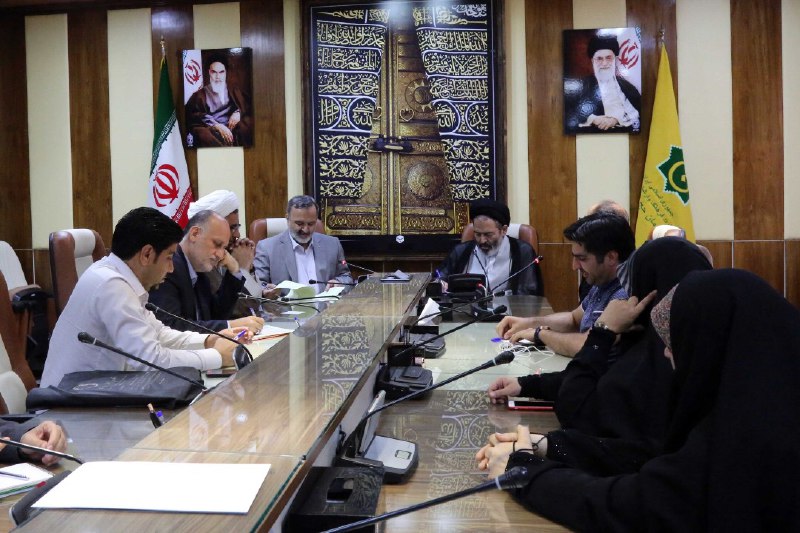 دیدار رئیس سازمان و نماینده، ولی فقیه در حج و زیارت با جمعی از خانواده شهدای منا